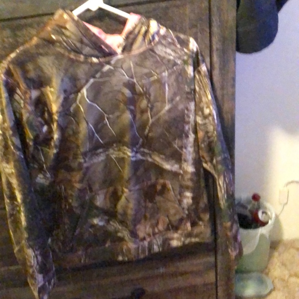 Green camo hoodie
